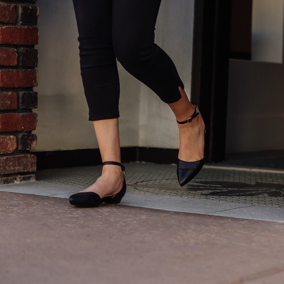 CONVERTIBLE HEEL - Pashion 1.0 The D'Orsay Coal Leather Stiletto 4 Inch - Picture 2 of 2